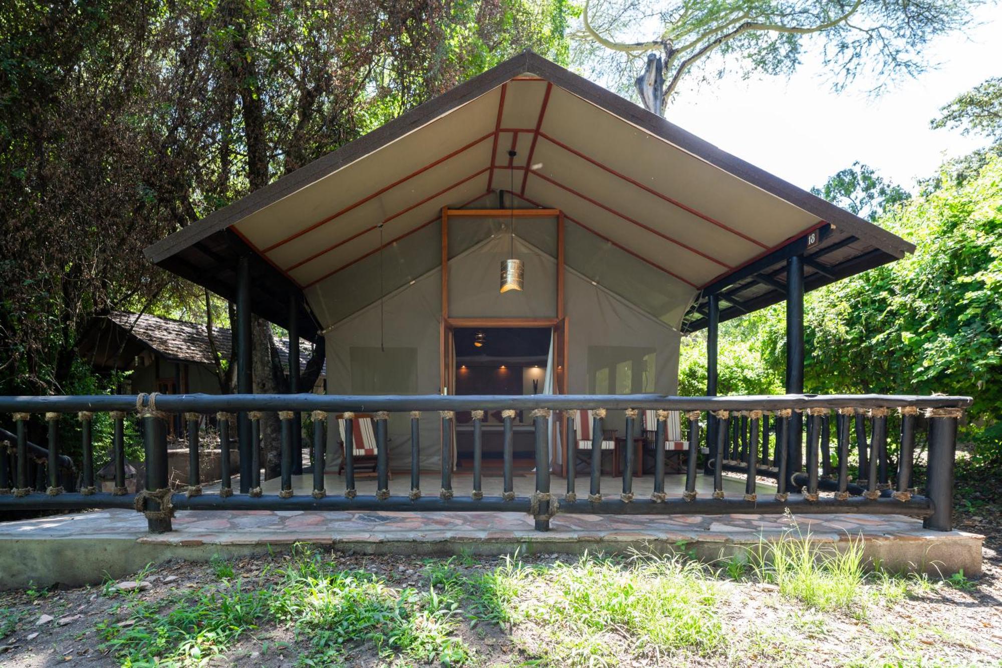 Villa Sarova Mara Game Camp Sekenani Exterior foto